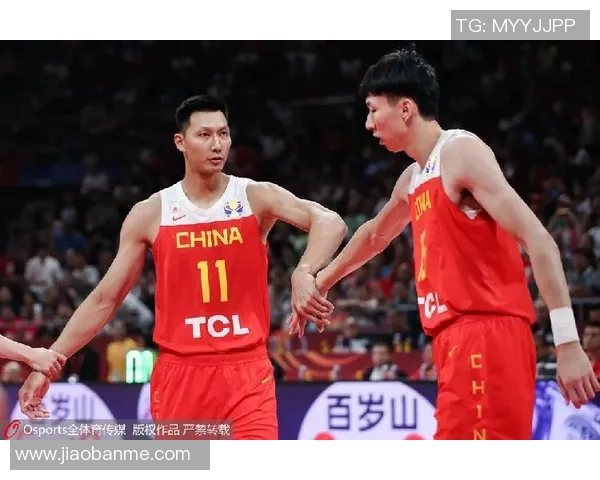 重庆篮球队在邀请赛中的强劲表现与战术分析 重庆篮球队在邀请赛中的强劲表现与战术分析